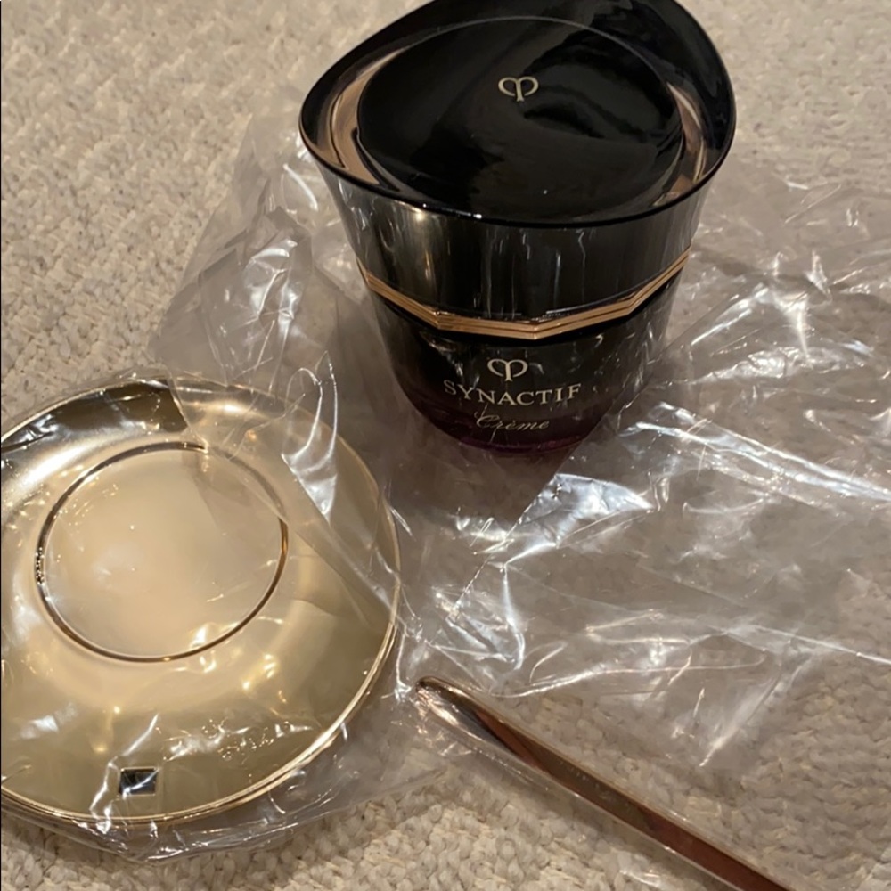 New cle de Peau SYNACTIF creme